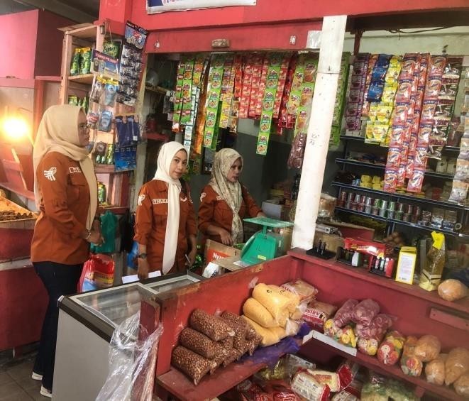 PERKEMBANGAN HARGA RATA - RATA BAHAN KEBUTUHAN POKOK MASYARAKAT DI PASARAN UMUM KOTA TERNATE PER TANGGAL 4 AGUSTUS 2025